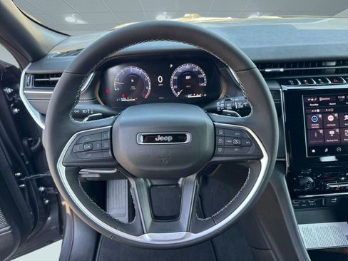 New 2025 Jeep Grand Cherokee L Laredo w/ Luxury Tech Group I image 14