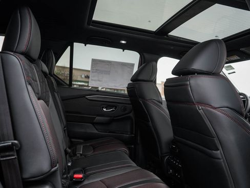New 2026 Honda Pilot Black Edition image 13