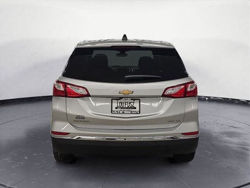 Used 2021 Chevrolet Equinox LT w/ Driver Convenience Package image 5