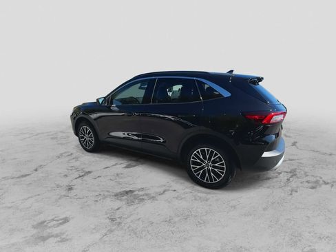 Used 2024 Ford Escape SE image 6