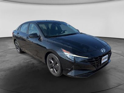 Used 2022 Hyundai Elantra SEL