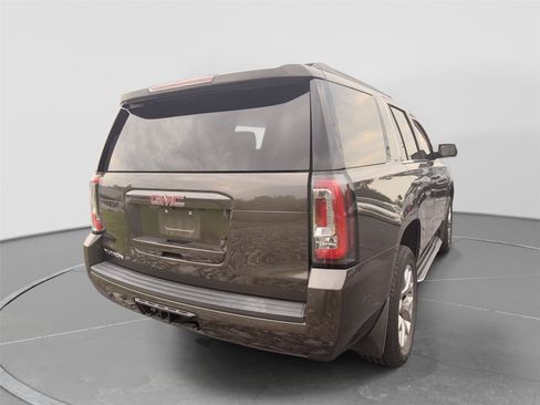 Used 2019 GMC Yukon SLT w/ Open Road Package AWD/4WD image 5