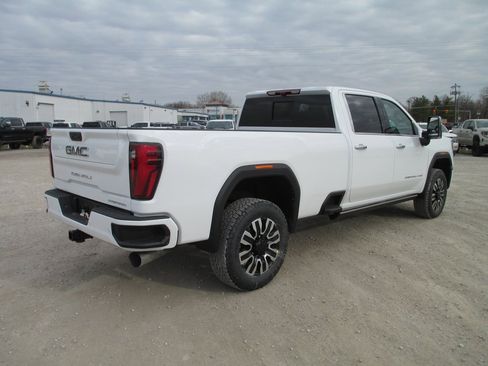 New 2026 GMC Sierra 3500 Denali Ultimate image 5
