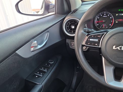 Used 2024 Kia Forte LXS image 23