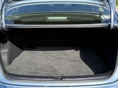 Used 2025 Toyota Corolla LE w/ Carpet Mat Package (TMS) FWD image 28