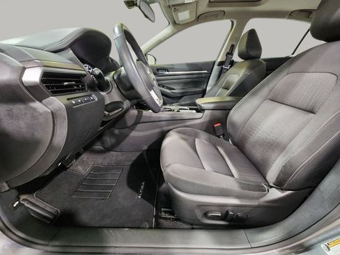Used 2023 Nissan Altima 2.5 SV w/ SV Premium Package FWD image 15