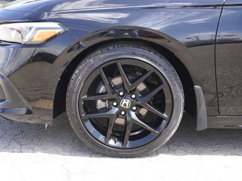 Used 2023 Honda Civic Sport image 10