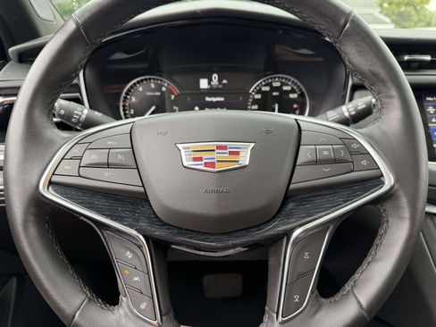 Certified 2024 Cadillac XT5 Premium Luxury AWD/4WD image 26