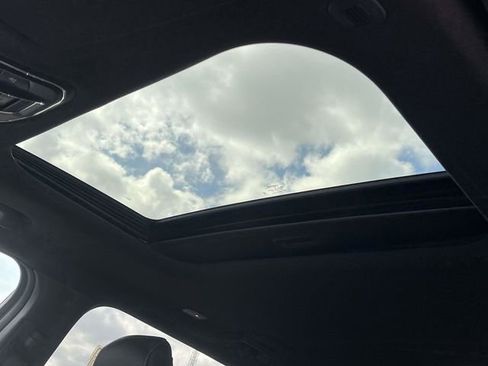 New 2025 Jeep Grand Cherokee L Altitude image 11