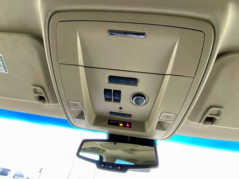 Used 2015 Chevrolet Tahoe LTZ image 38