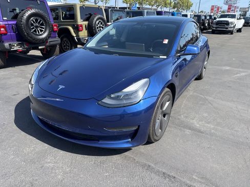 Used 2021 Tesla Model 3 Long Range AWD/4WD image 2