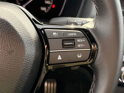 Used 2025 Honda Civic Sport image 29