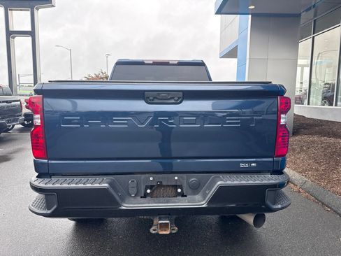 Used 2022 Chevrolet Silverado 2500 Custom w/ Custom Value Package AWD/4WD image 7