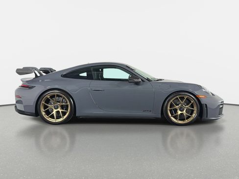 Used 2026 Porsche 911 GT3 w/ Weissach Package RWD image 2