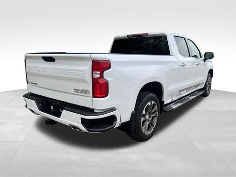 Used 2023 Chevrolet Silverado 1500 High Country w/ Technology Package AWD/4WD image 3