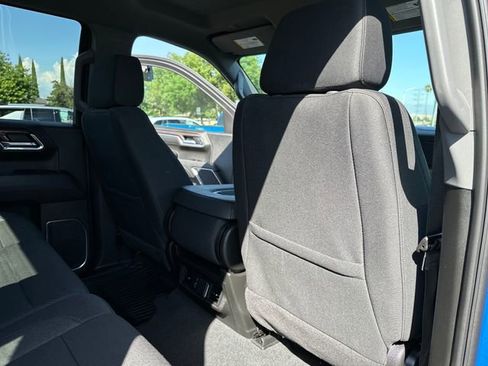 Used 2025 Chevrolet Silverado 1500 LT AWD/4WD image 28