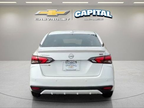 Used 2025 Nissan Versa SR w/ Trunk Package FWD image 4