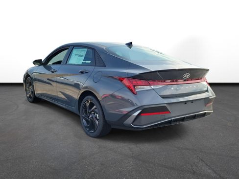 New 2026 Hyundai Elantra Sport FWD image 3
