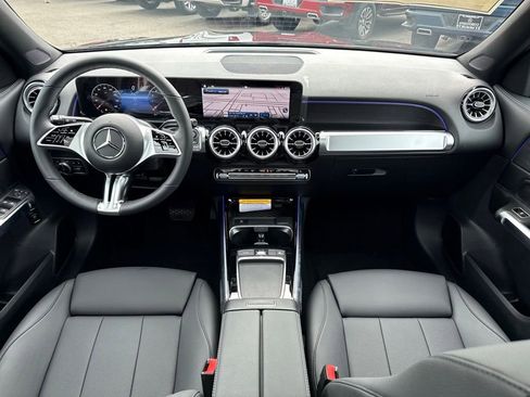 New 2026 Mercedes-Benz GLB 250 image 11