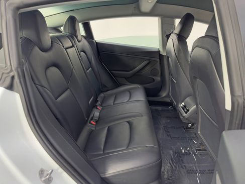 Used 2023 Tesla Model 3 Standard Range image 40