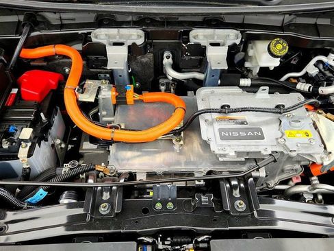 Used 2024 Nissan Ariya AWD image 25