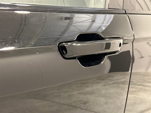 New 2025 Jeep Grand Cherokee Overland w/ Adv Protech Group III image 13