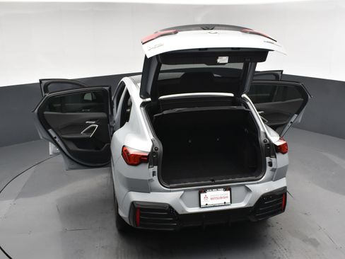 Used 2025 BMW X2 xDrive28i AWD/4WD image 23