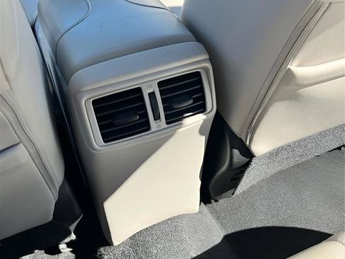 Used 2022 Nissan Rogue Sport SL w/ Premium Package image 20