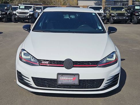 Used 2017 Volkswagen GTI Sport image 2