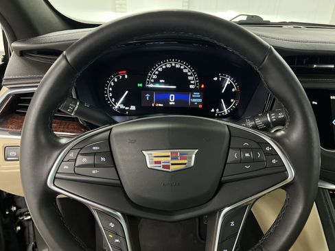 Used 2018 Cadillac XT5 Premium Luxury image 57