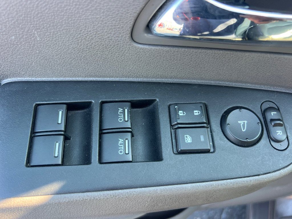 Used 2015 Honda Odyssey Touring image 26