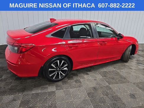 Used 2024 Honda Civic EX image 3