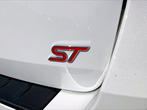 Used 2025 Ford Explorer ST AWD/4WD image 31