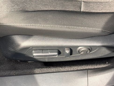 Used 2024 Honda Accord EX image 12