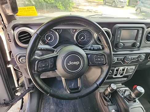 Used 2020 Jeep Wrangler Unlimited Sport AWD/4WD image 4