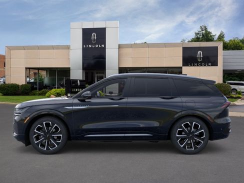 New 2024 Lincoln Nautilus Reserve w/ Equipment Group 203A AWD/4WD image 4