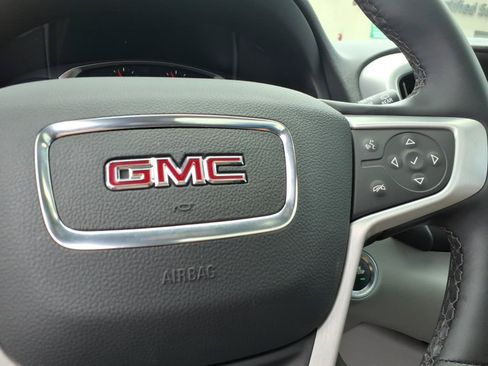 Used 2023 GMC Terrain SLT AWD/4WD image 25