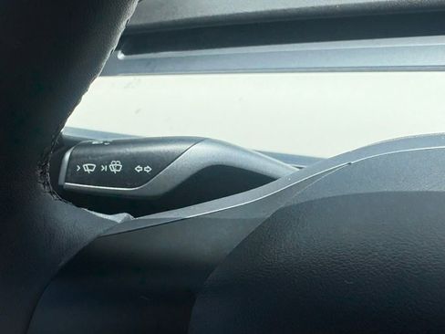 Used 2023 Tesla Model Y Long Range image 26