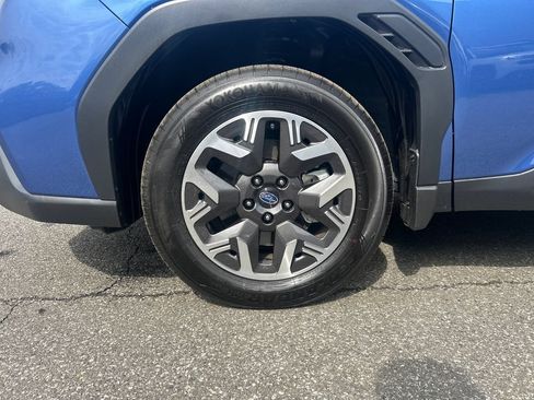 Used 2026 Subaru Forester Premium AWD/4WD image 30