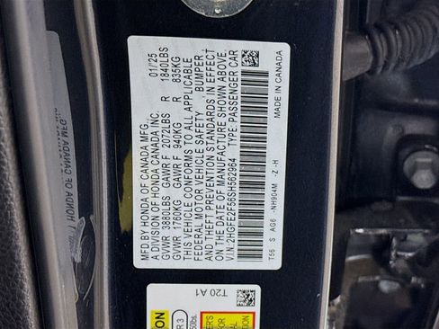 Used 2025 Honda Civic Sport image 29