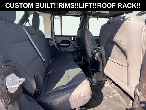 Used 2021 Jeep Wrangler Unlimited Sport AWD/4WD image 23