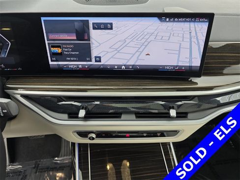 Used 2024 BMW X7 xDrive40i w/ Executive Package image 23