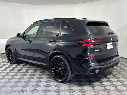 Used 2026 BMW X5 sDrive40i w/ M Sport Package RWD image 3