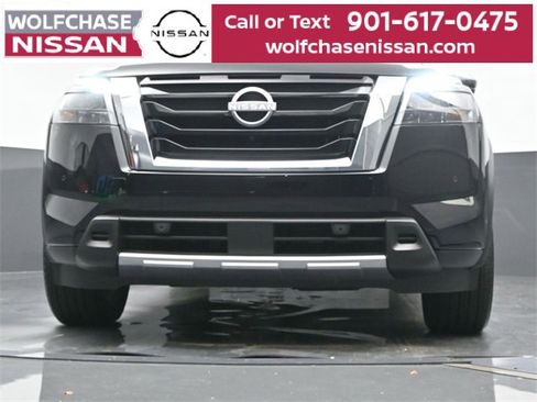 Used 2025 Nissan Pathfinder Platinum w/ Cargo Package image 21