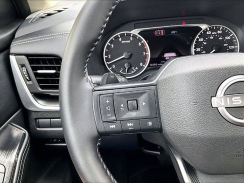 Certified 2026 Nissan Rogue SV AWD/4WD image 22