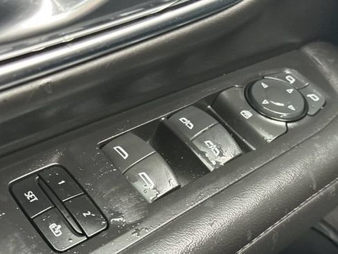 Used 2024 Chevrolet Tahoe LT AWD/4WD image 12