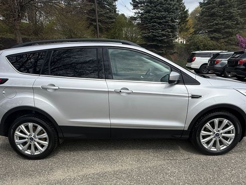 Used 2019 Ford Escape SEL AWD/4WD image 5