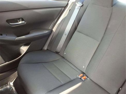 Used 2023 Nissan Sentra S image 17