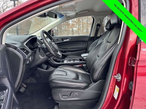 Used 2019 Ford Edge Titanium w/ Cold Weather Package image 3