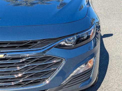 Certified 2025 Chevrolet Malibu LT image 9